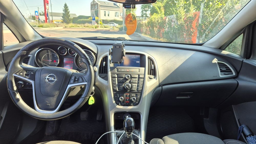 Opel astra j 2011 1.7 diesel