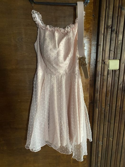 Нова рокля с коланче