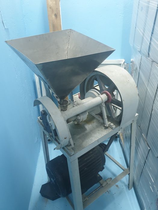 Utilaj facut pufuleti