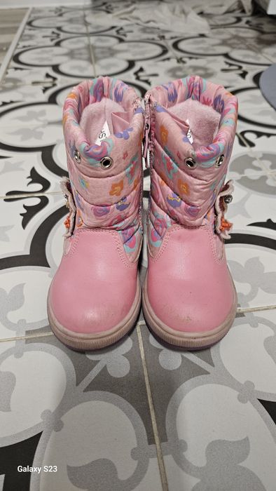 Продам сапоги для девочки