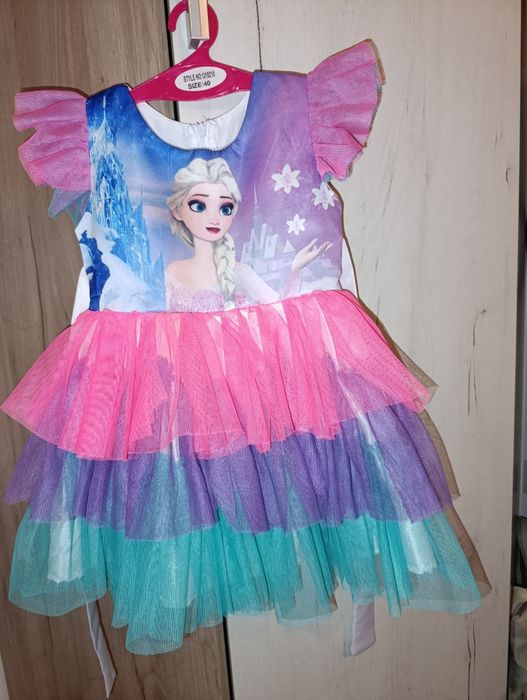 Продам платье для девочки