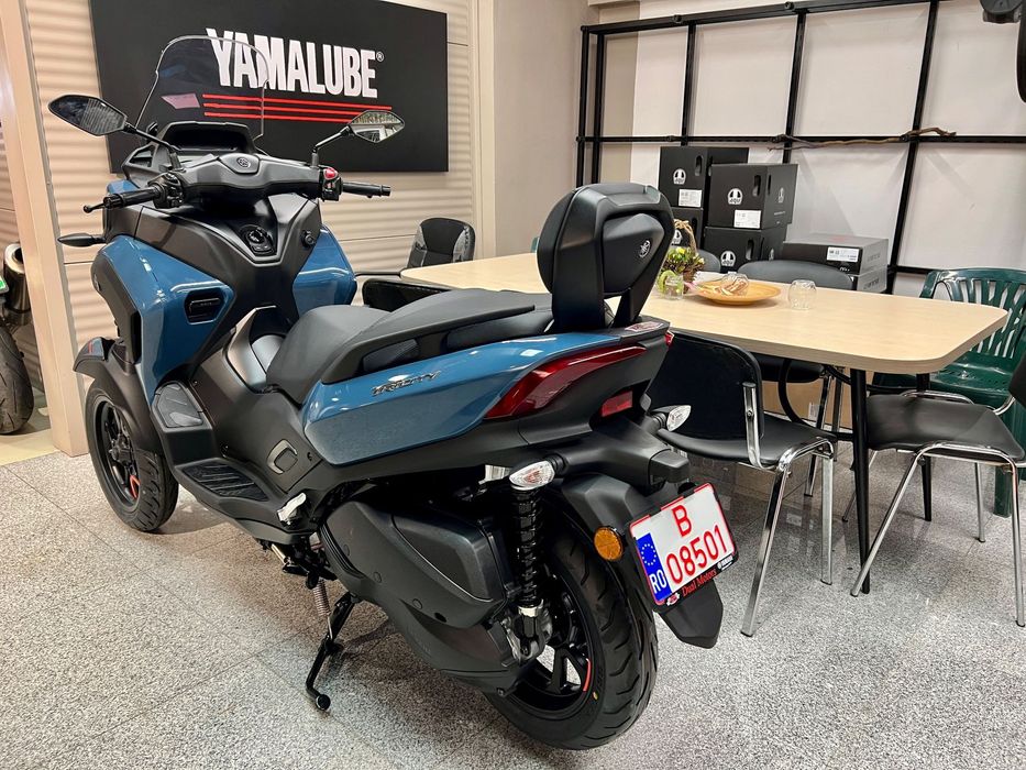 Yamaha Tricity 300 Unic proprietar, ca nou. Se conduce cu categoria B.