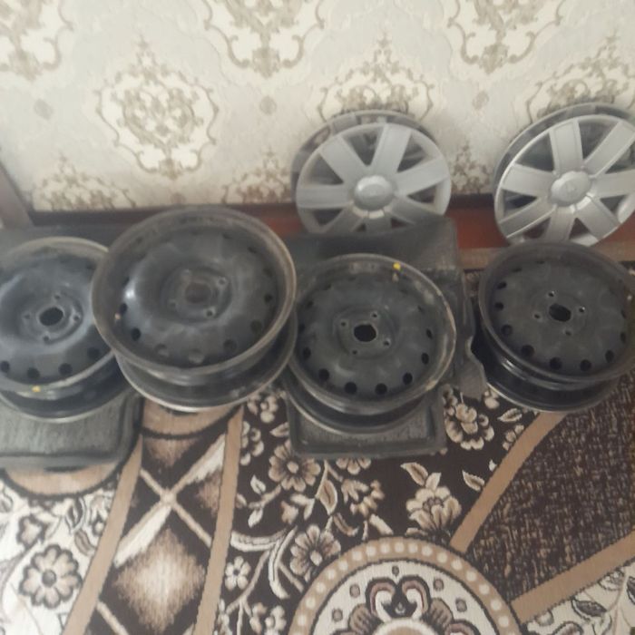 15 diska kalpaklari bilan qóshib sotiladi udari yoq  tekshirib olasiz