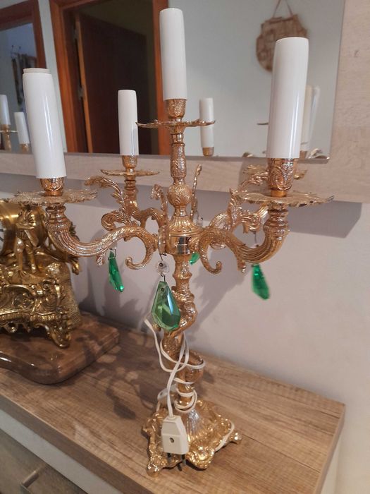 Ceas de șemineu și perechea de sfesnice!