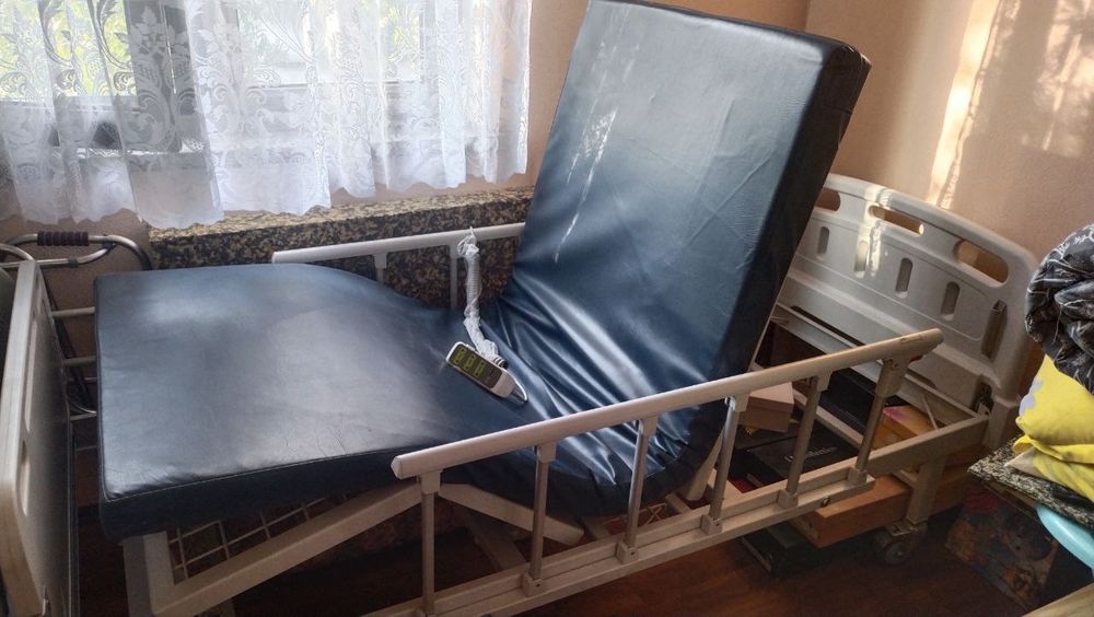 Кровать  медицинская трансформер