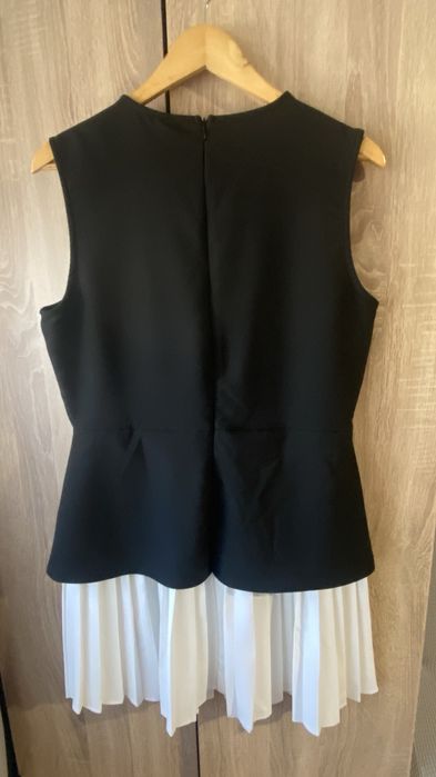 Noua cu eticheta, rochie plisata alb negru, XL/42