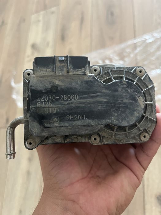 Дроссельная заслонка