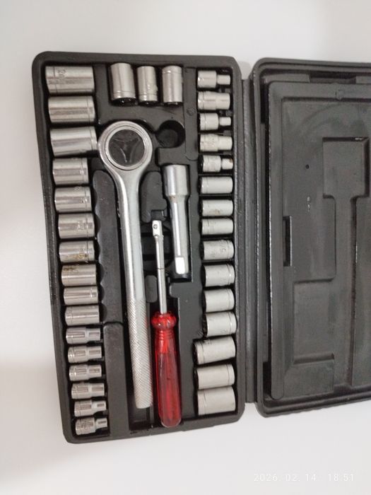 Vând set scule 35piese