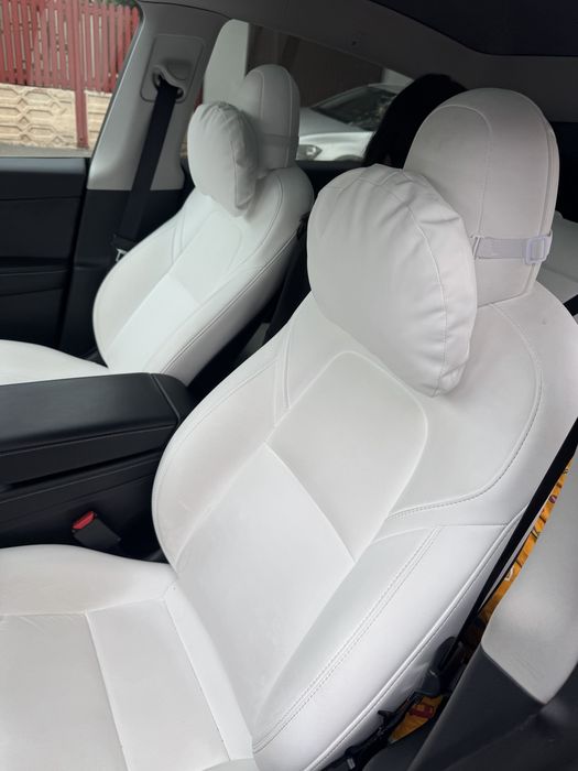 TESLA Model Y 2022 — imagine 2