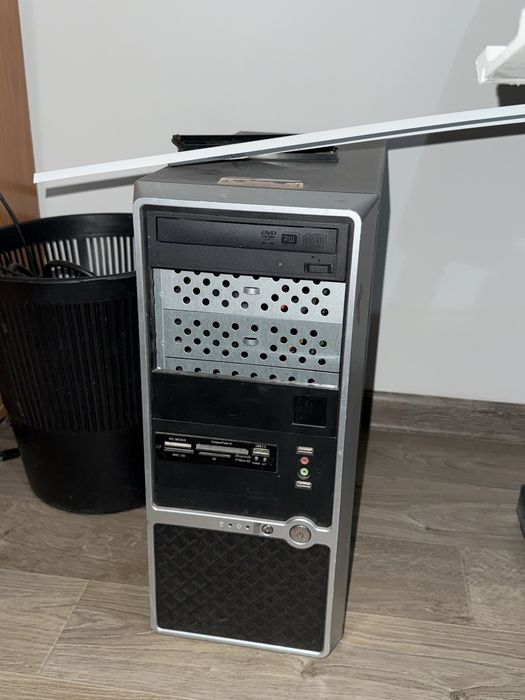 Пррдам компьютер