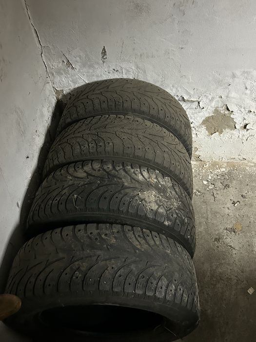 Шины 4 штуки срочно
