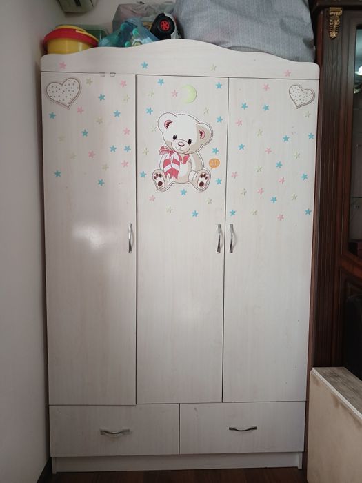 Bolalar uchun mebel. Xolati juda zoʻr.