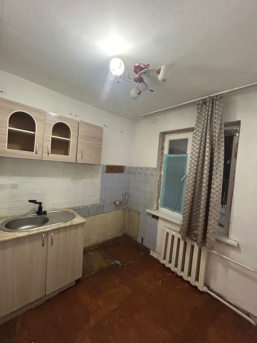 2 бөлмелі пәтер ұзақ мерзімге жалға беріледі