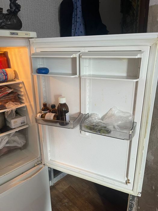 Продаю холодильник