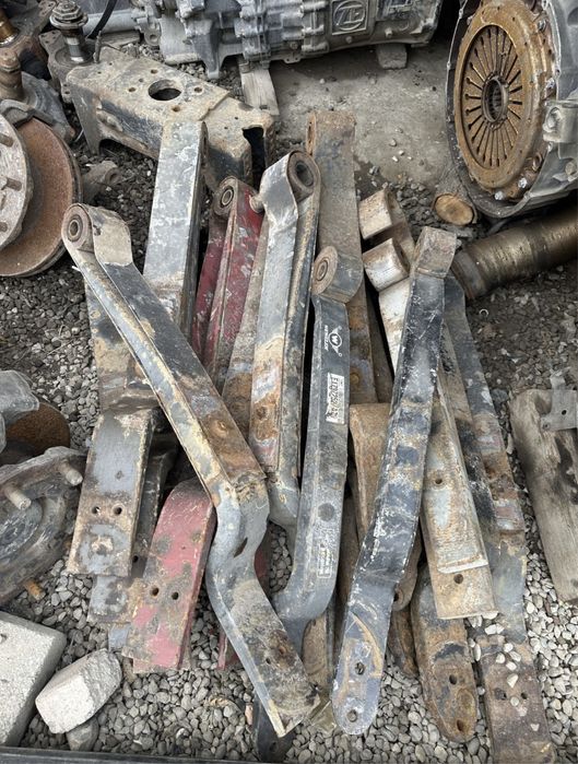 Запчасти на прицеп полуприцеп