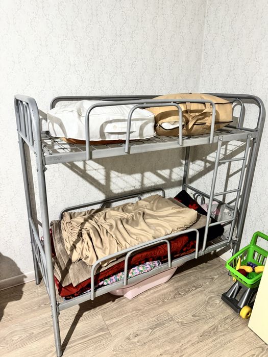 Кровать двухярусная  детская 1,5 метра