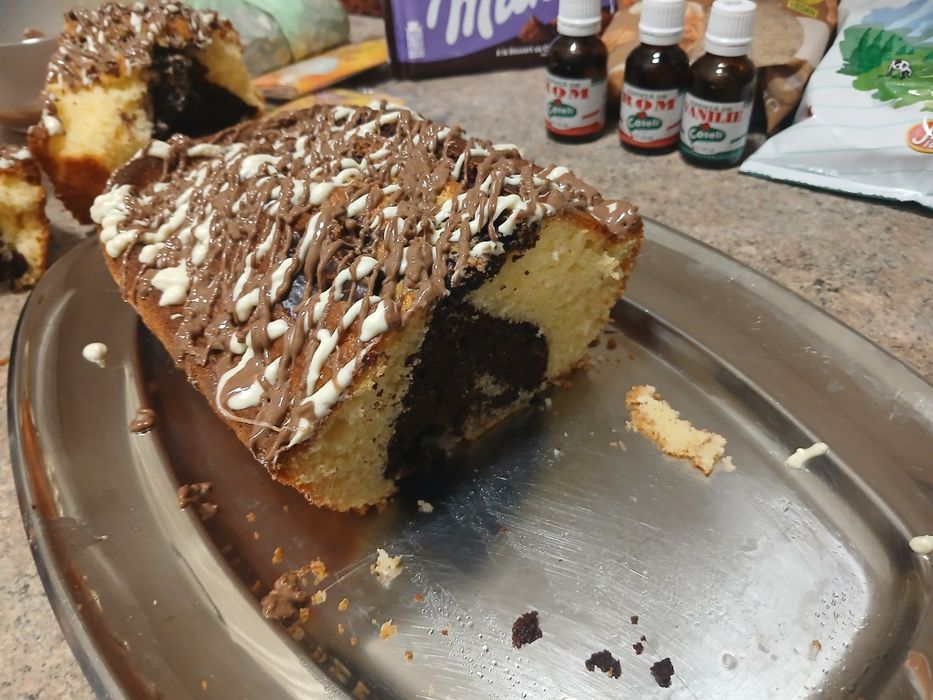 Vând cozonaci de casa cu ciocolată si fistic