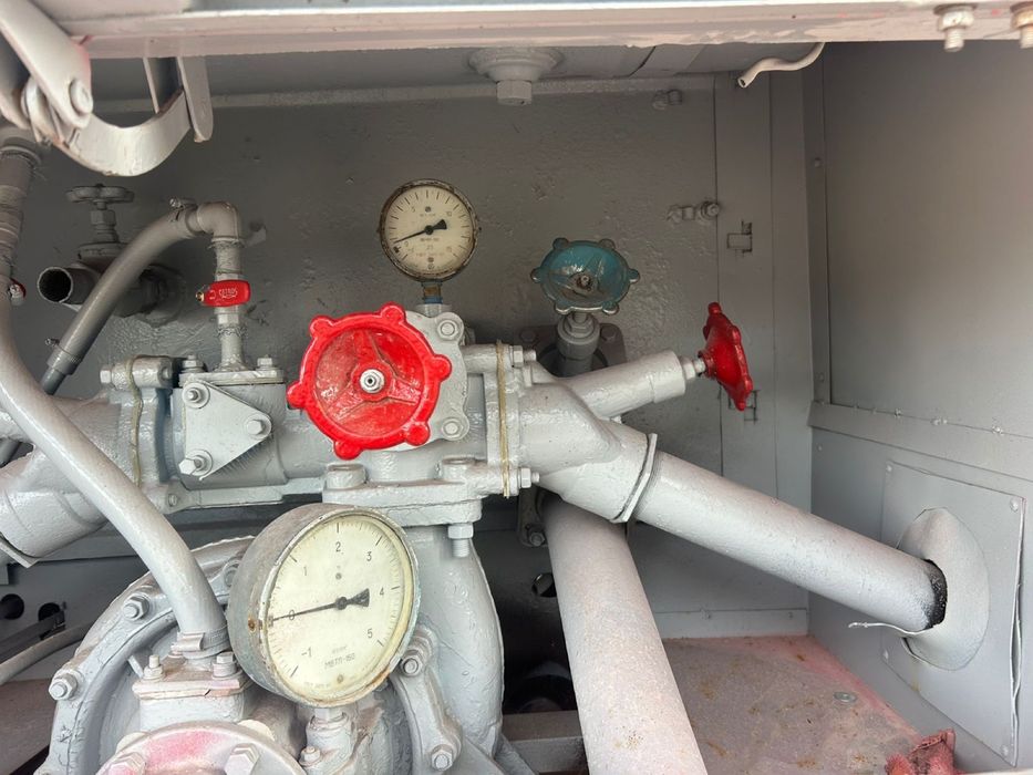 Пожарная машина Зил АЦ 40