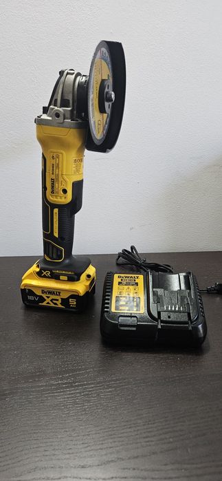 Polizor unghiular Dewalt dcg 405N