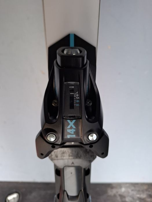 Head, Völkl, Atomic, Salomon ски FIS чисто нови