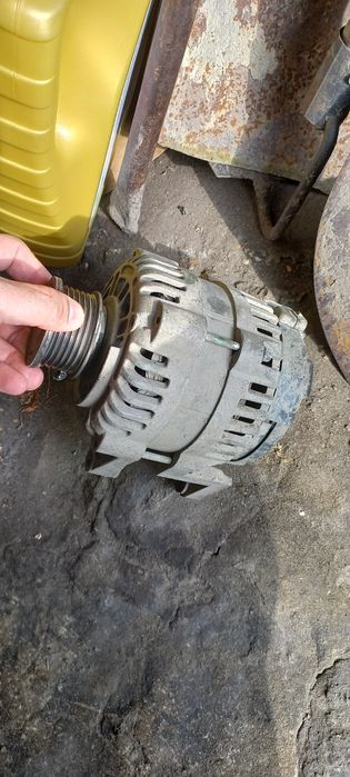 Продам генератор б/у