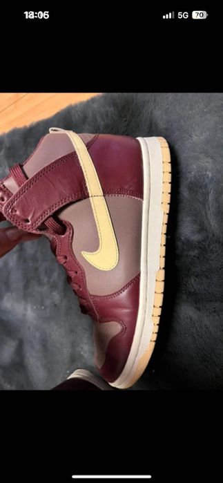 Adidasi Nike Dunk High