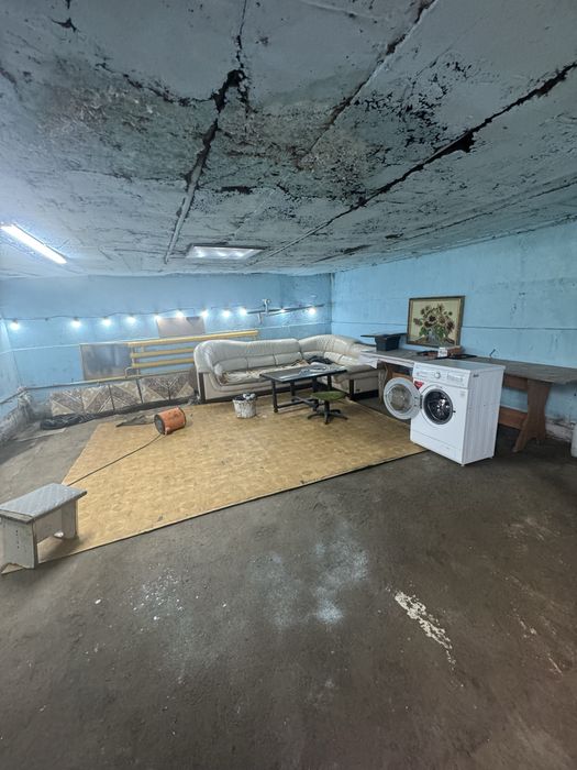 Сдам бокс сто с подьемником