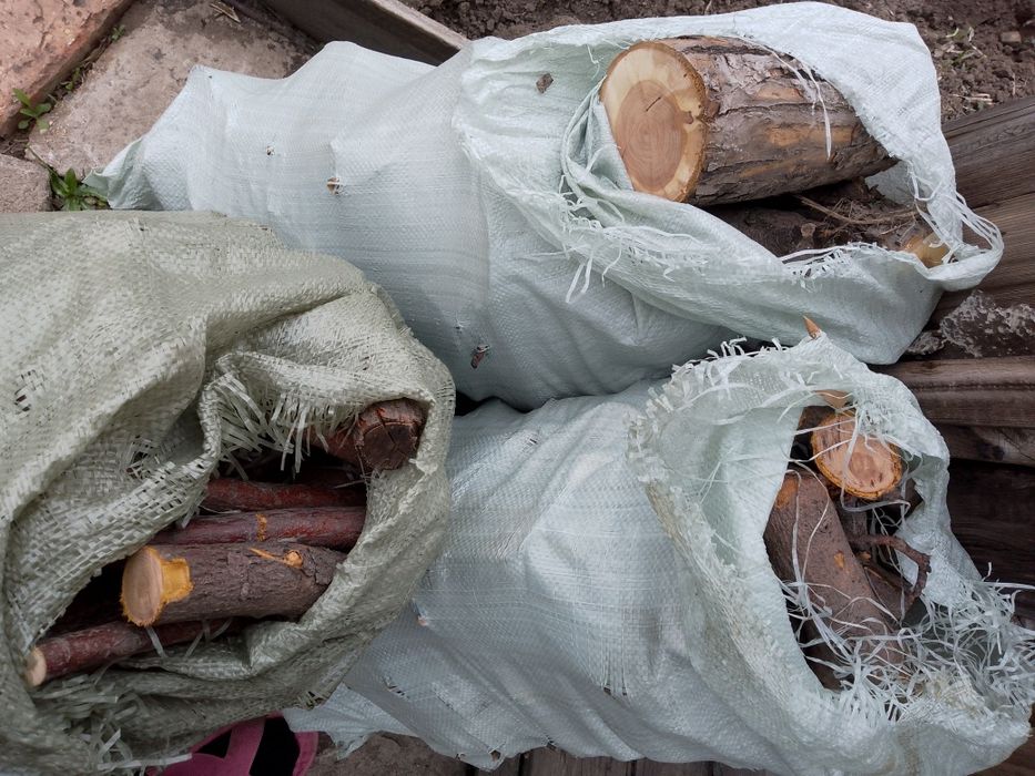 Дрова мешками пиленные