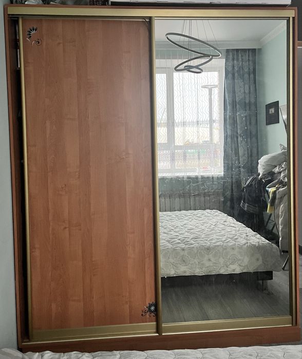 Шкаф купе продаю