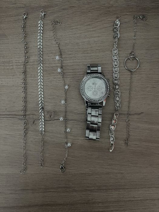 Дамски комплекти