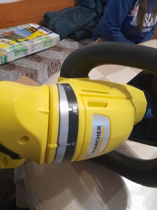 Тример за оформяне на храсти  КЕРХЕР