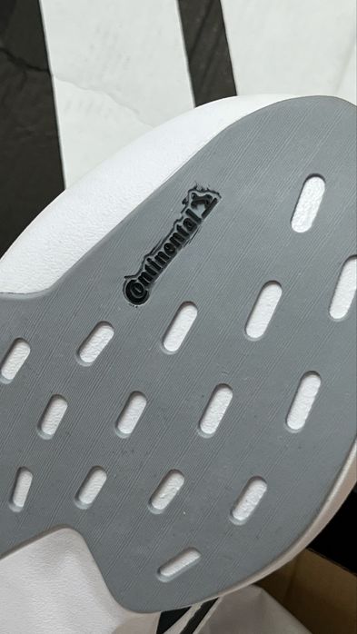 Беговые кроссовки Adidas Adizero evo sl