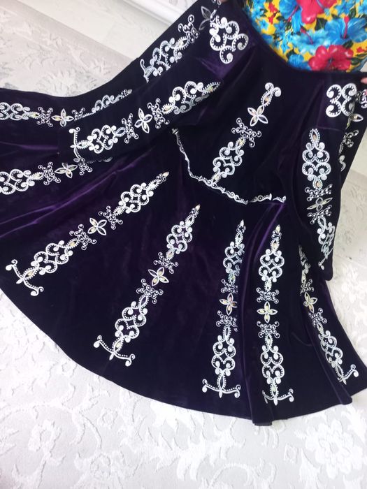 Бешбет 54размер екі рет киілген