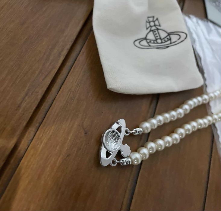 Colier Vivienne Westwood Mini Bas Relief