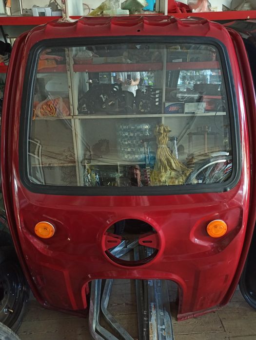 Moto kabina yomgʻir, qordan saqlaydi