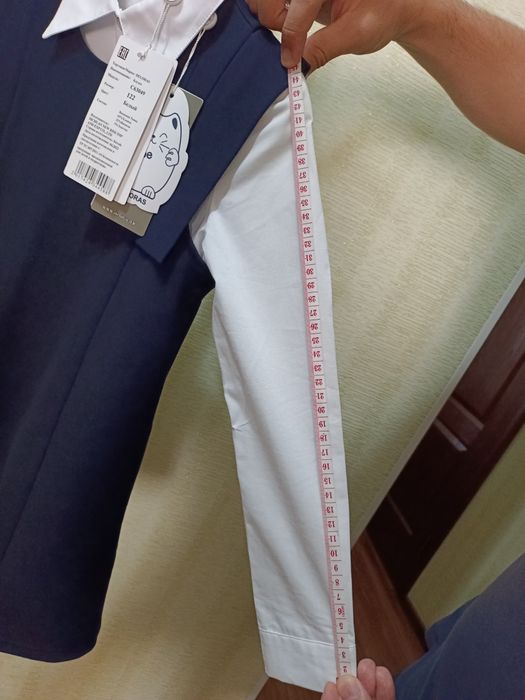 Продается школьная форма. Сарафан с блузкой