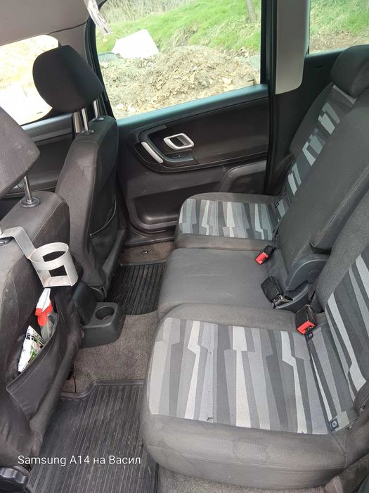 Продавам автомобил шкода румстър