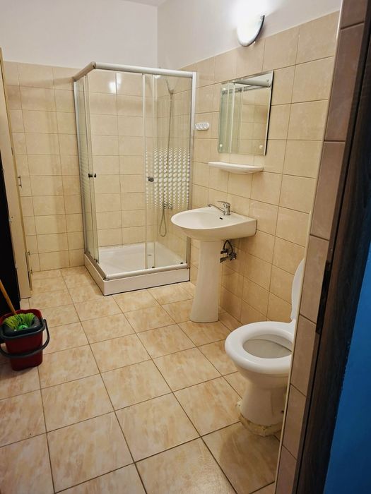Dau in chirie apartament 1 camera in Floresti zona Eroilor.