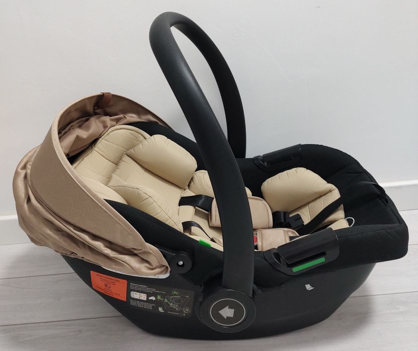 Стол за кола Chipolino Дуо Смарт I-Size, Златно/Бежово