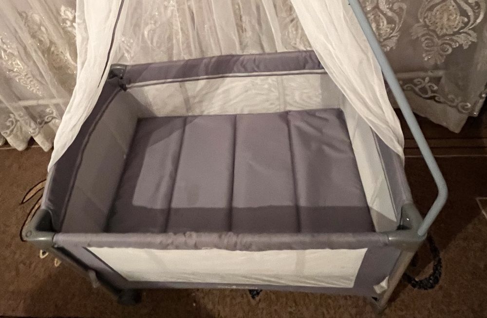 Продам манеж для ребенкааа