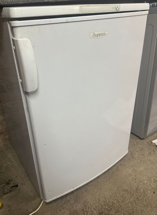 Холодильник бирюса