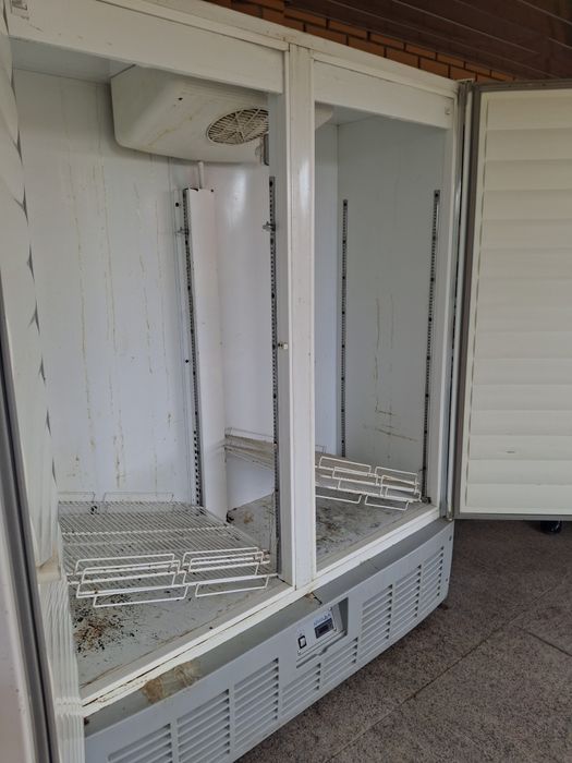 Тоңазытқыш сатылады