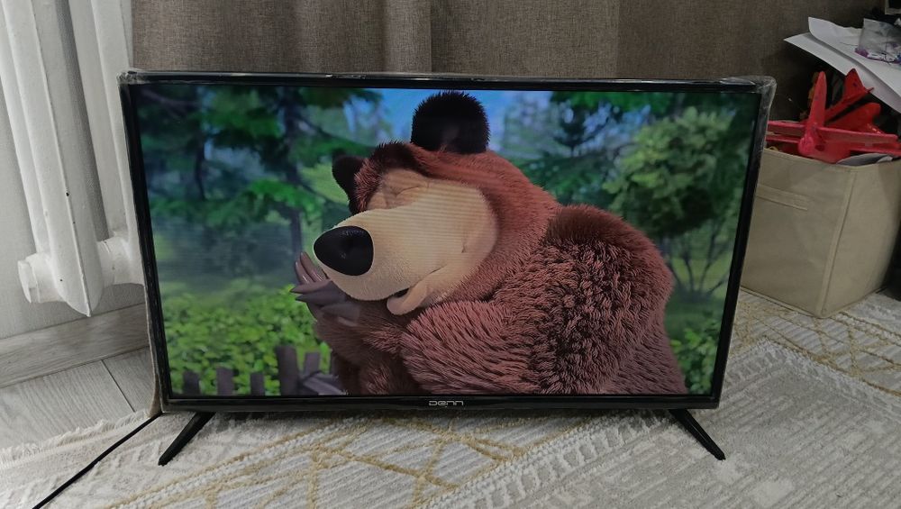 Продам телевизор 32 smart tv