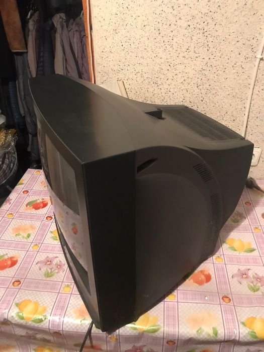 Продам телевизор