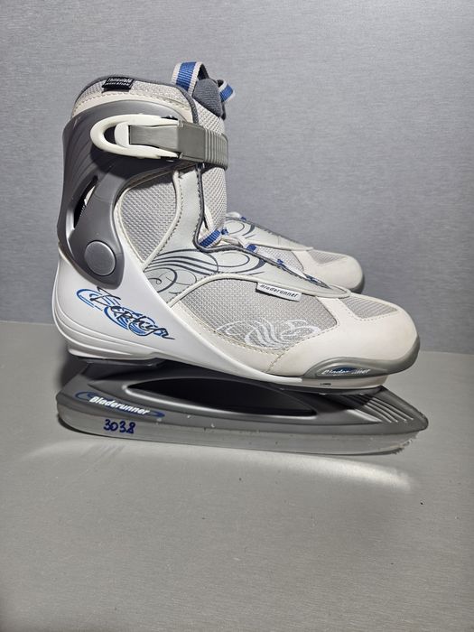 Patine 3038 gheata patinaj artistic Bladerunner    marime  39  ( 25   cm lungime interioara).