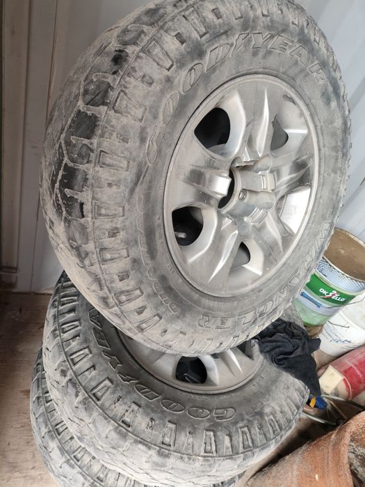 Диски от Тойота Ленд Крузер 105