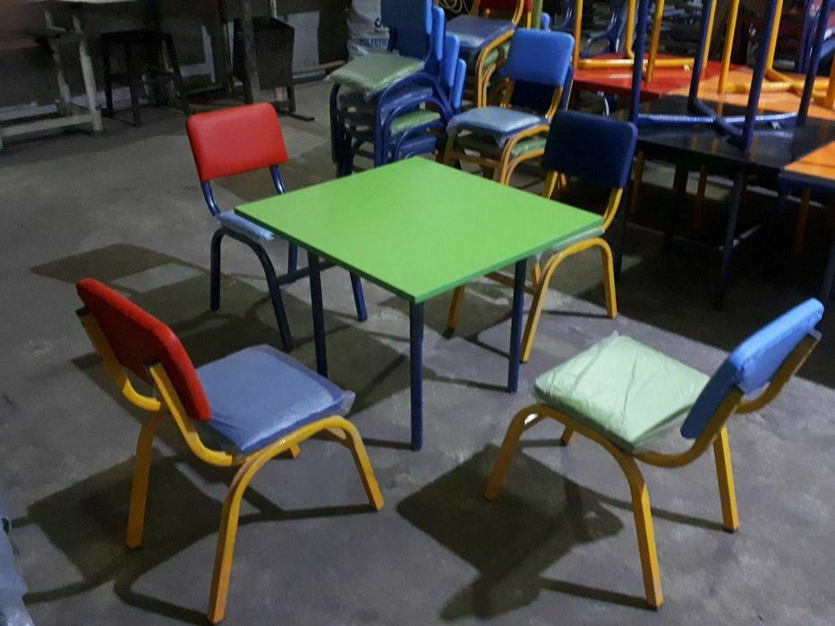 Детские стулья и столы школьные парты  стулья
