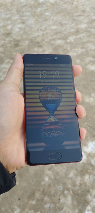 Meizu 7 pro с экраном взади