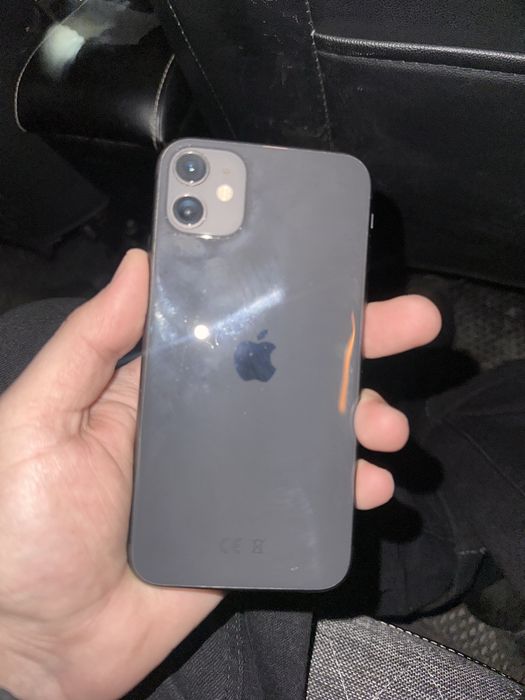 Срочно продам айфон 11 на 128гб