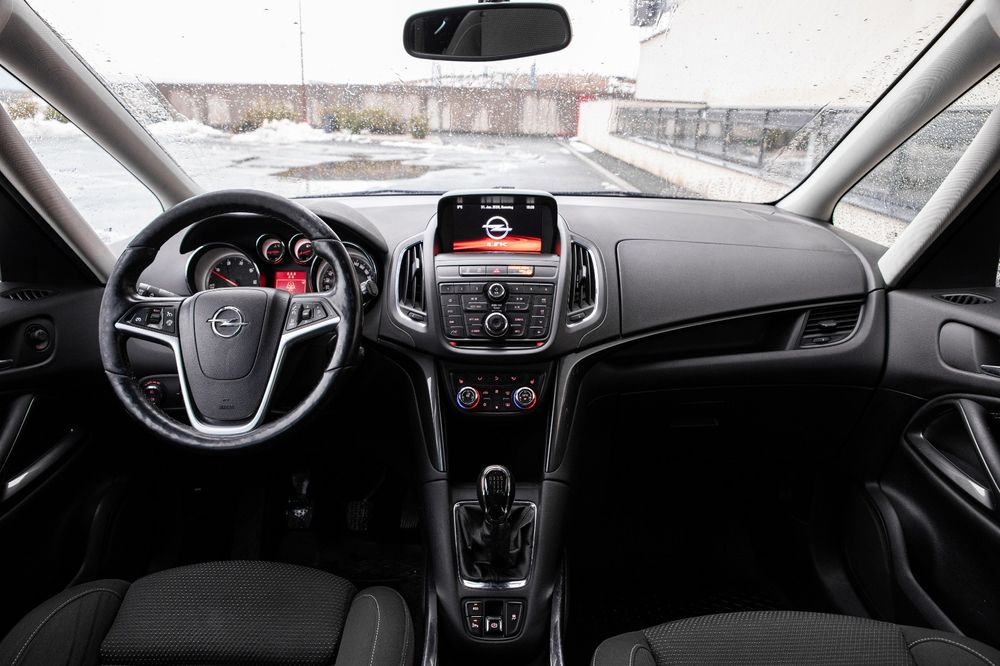 Opel   zafira 7 locuri